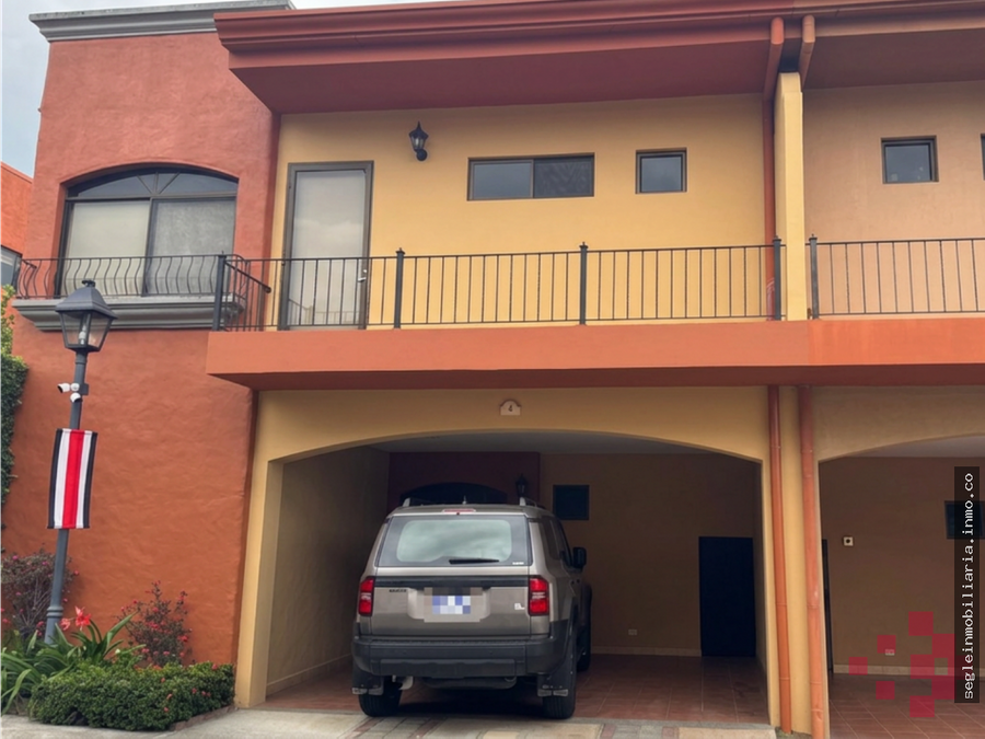 House at Santa Ana