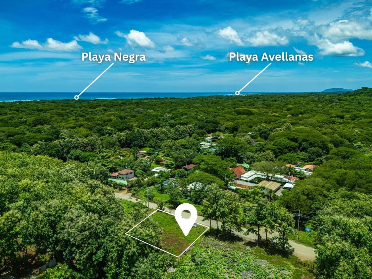 Lote en Playa Negra con Carta de Agua