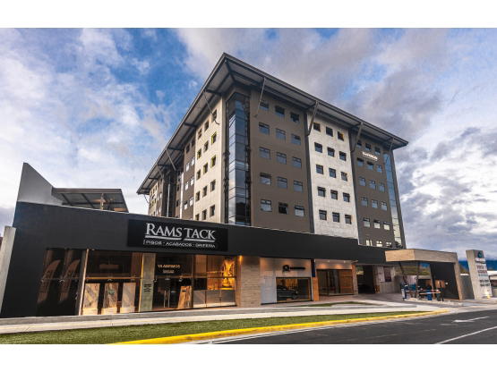 Oficina en Oficentro Momentum