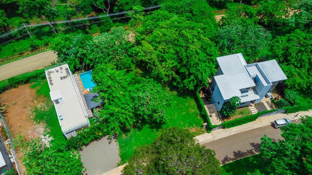Land at Tamarindo
