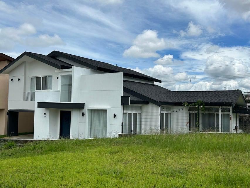 Casa en Heredia