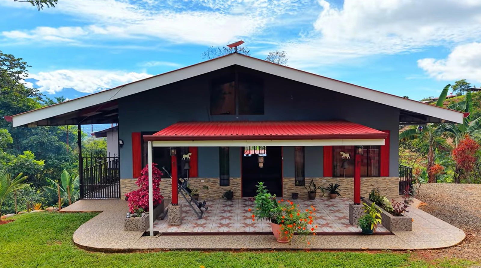 Casa en Daniel Flores