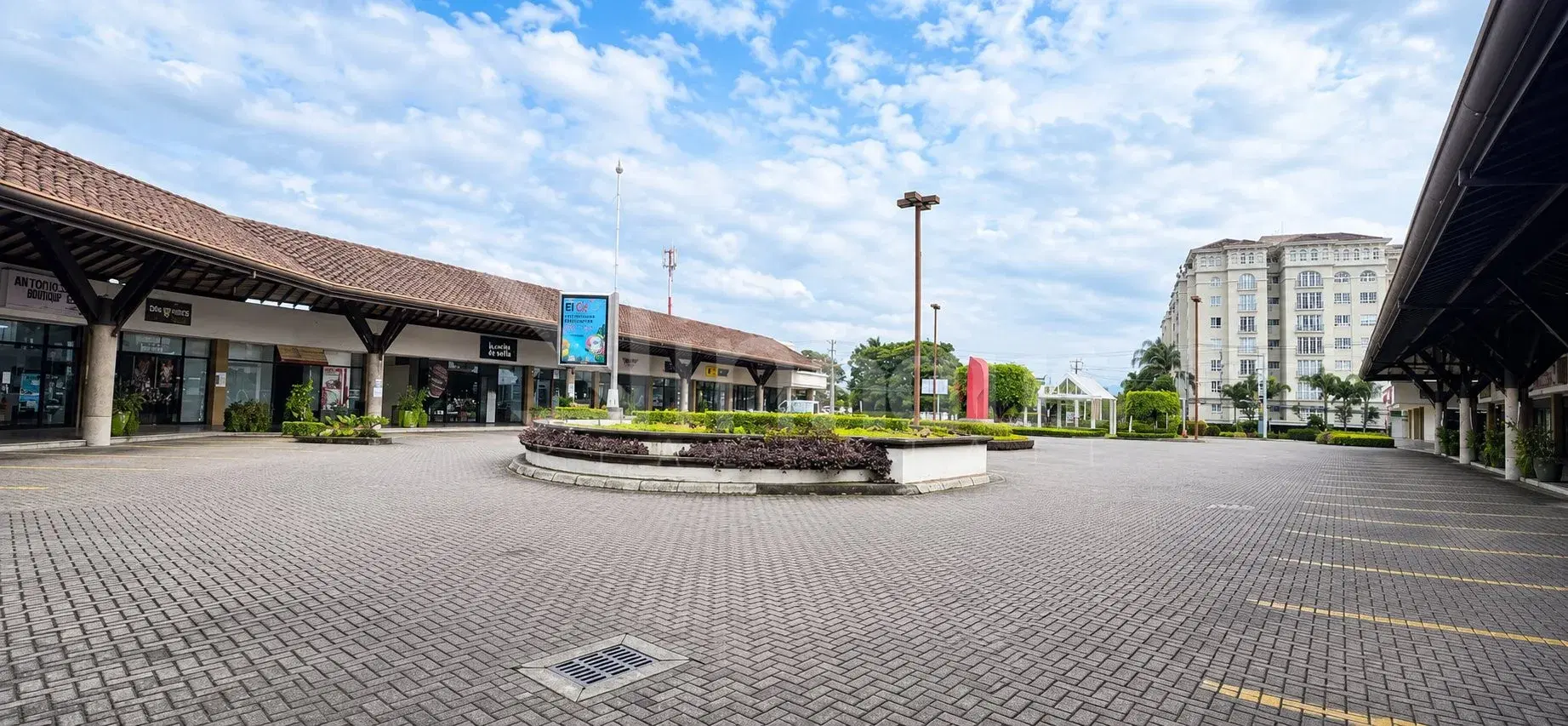 Comercial en San Rafael