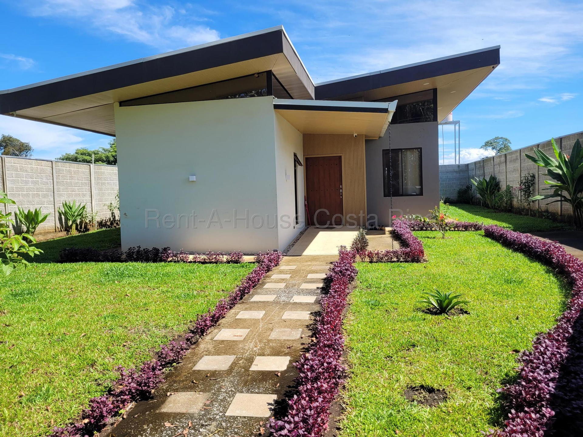 House at Tárcoles