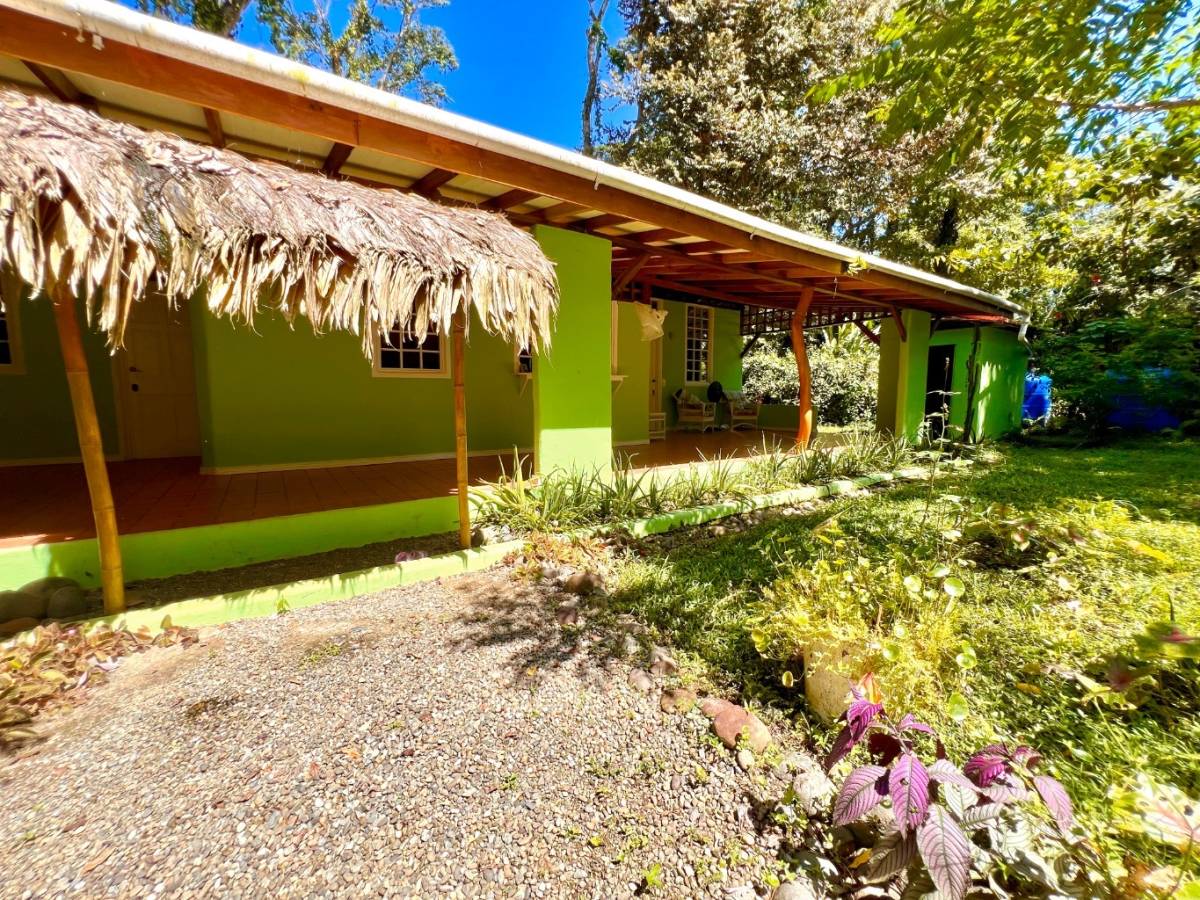 Casa en Playa Chiquita