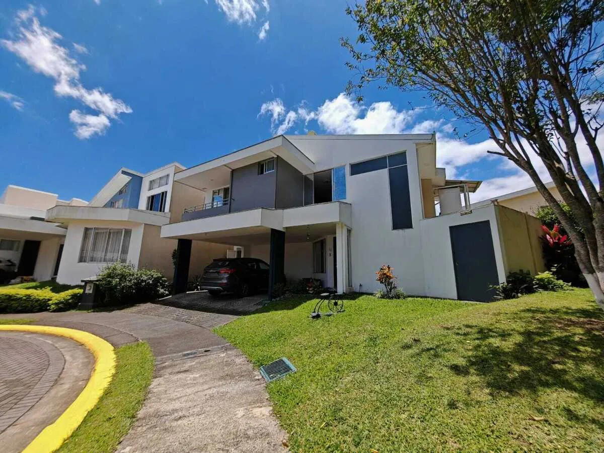 Casa en Sabanilla