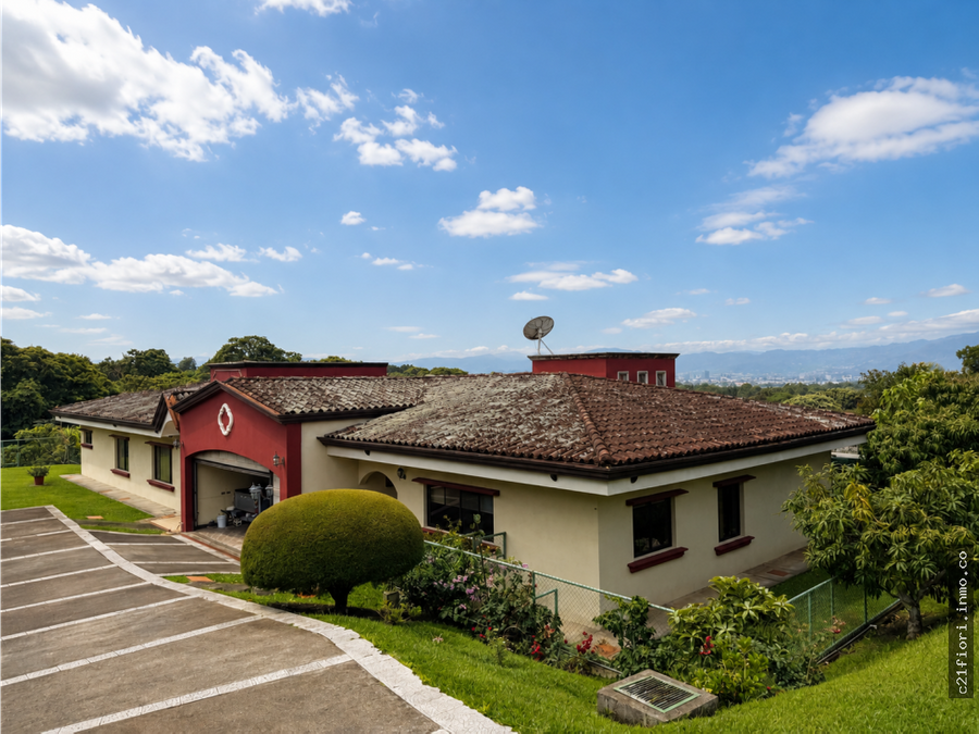 House at San Isidro