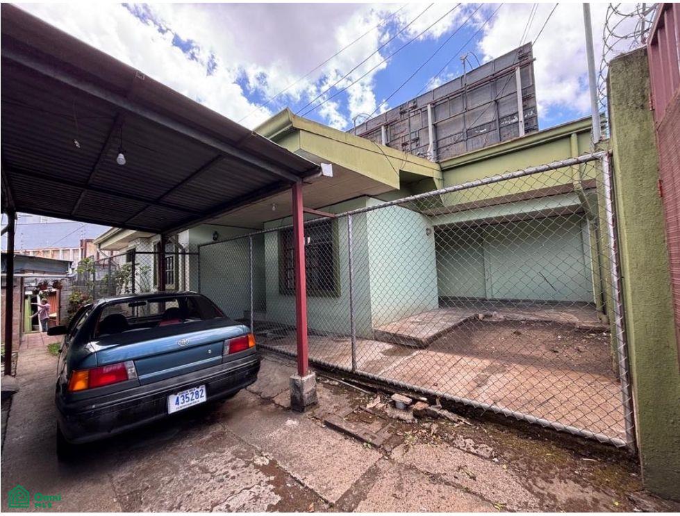 Casa en Desamparados