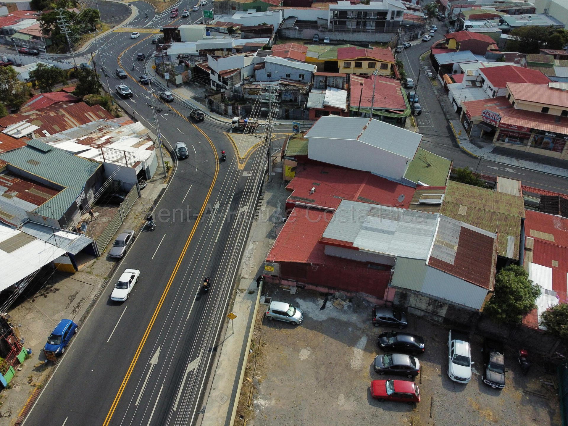 Comercial en Calle Blancos