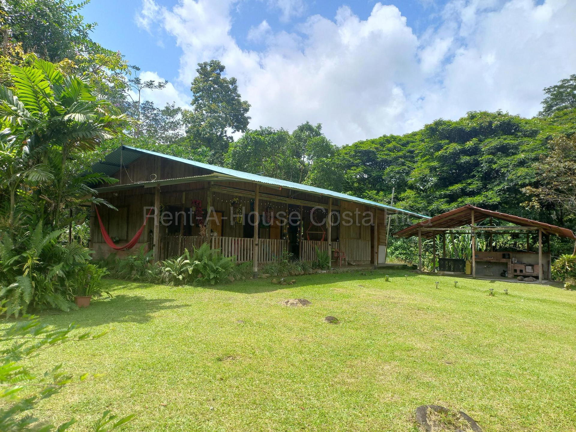 House at Guápiles