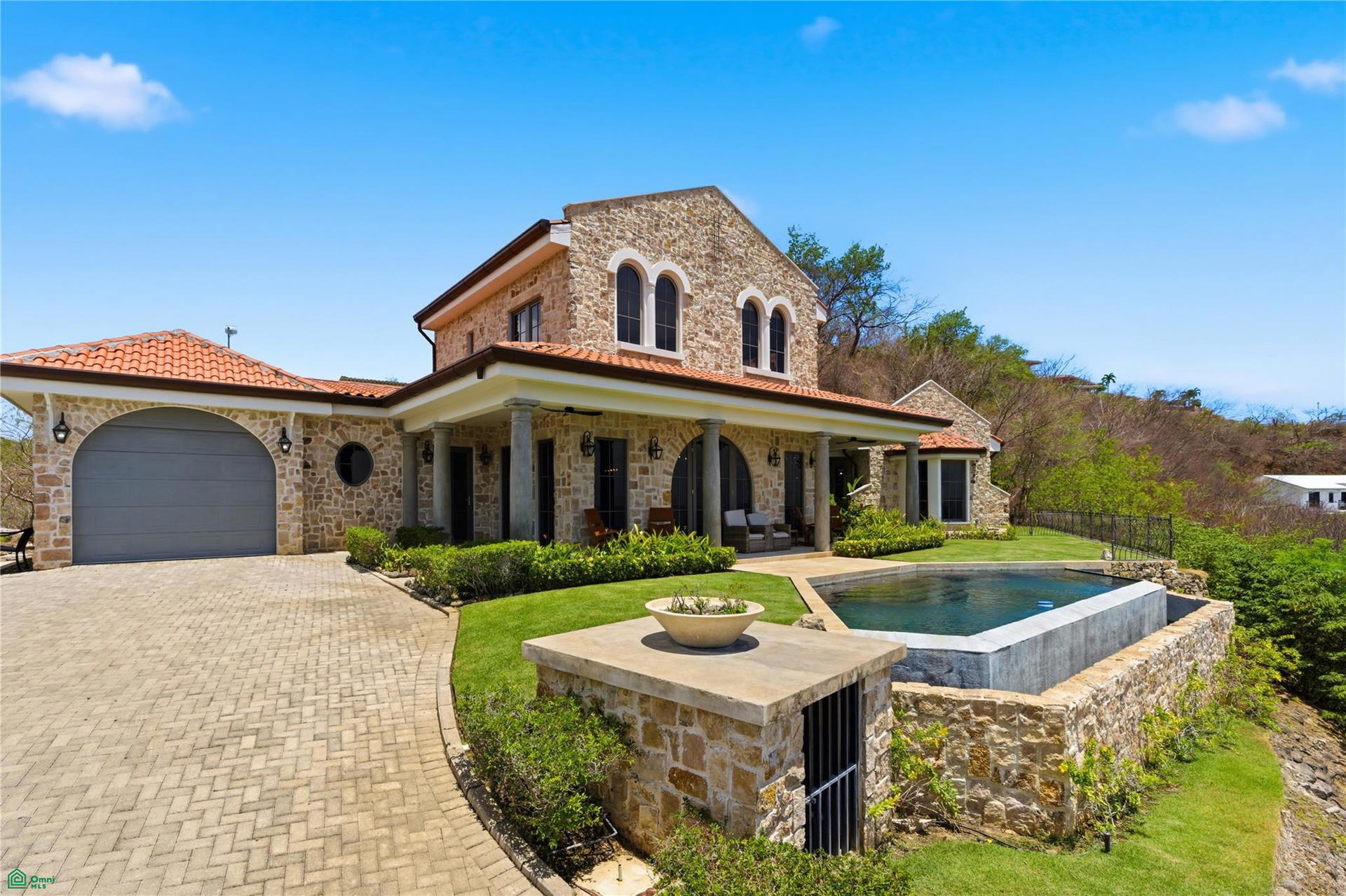 Casa en Sardinal