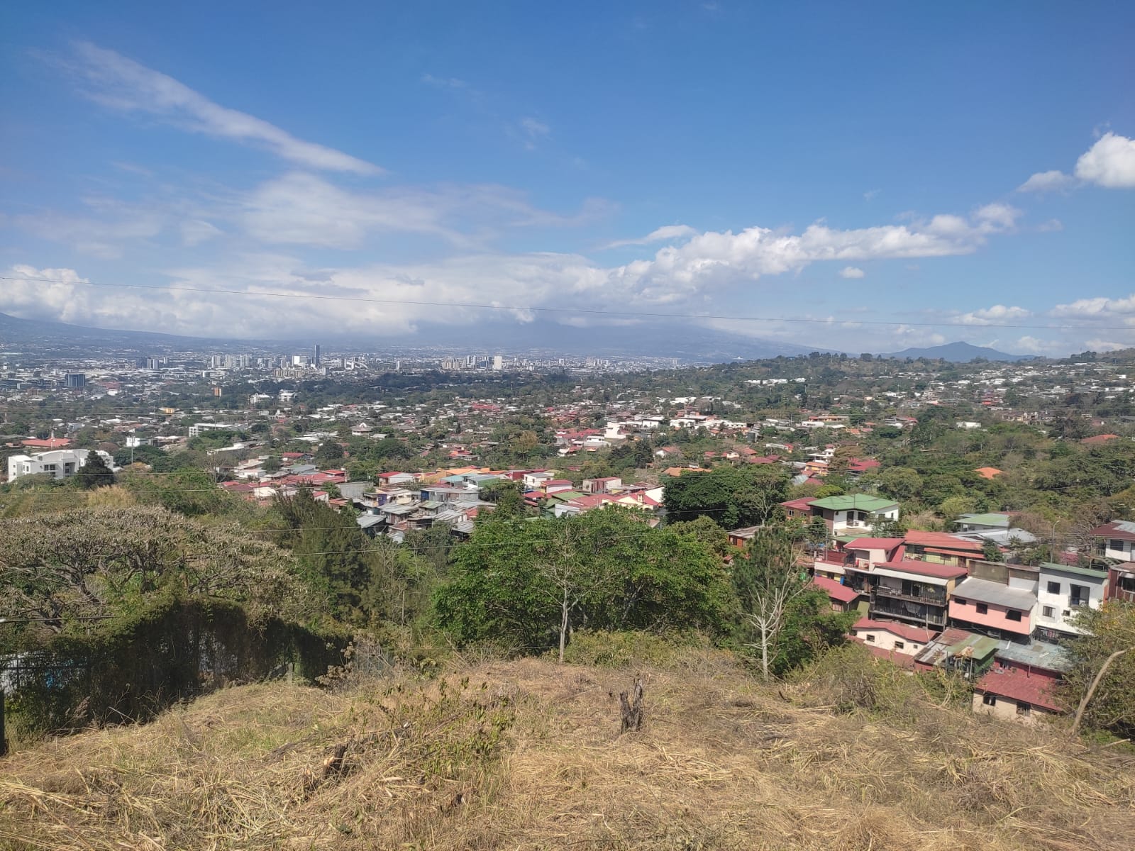 Terreno en Escazú