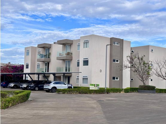 Apartment at Vistas de Lindora