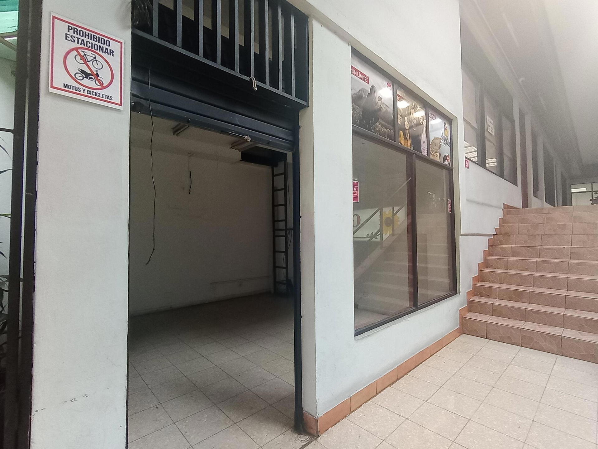 Comercial en Desamparados