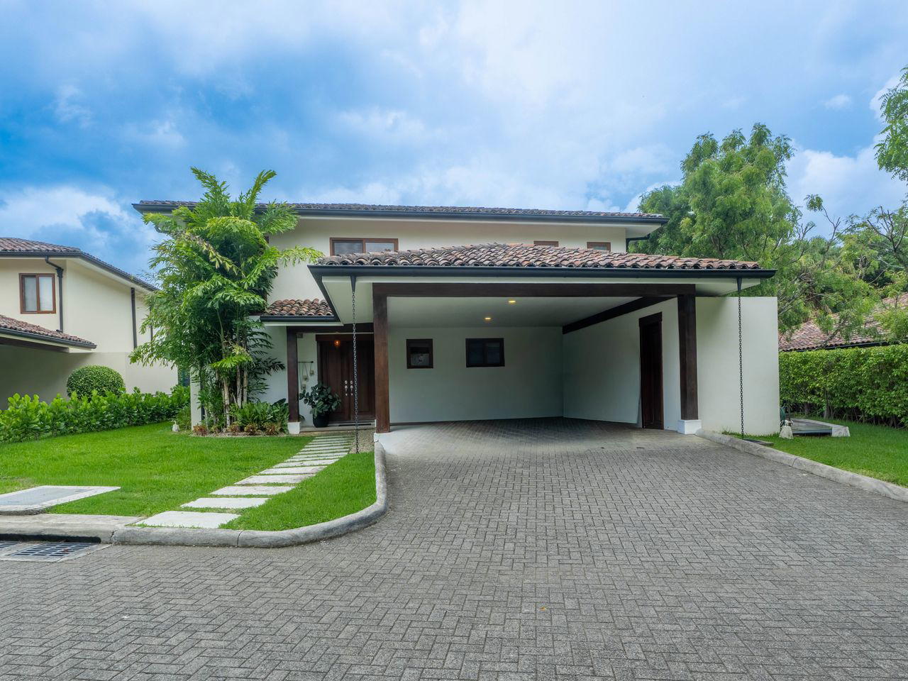 Propiedad en Condominio Tierra del Sol