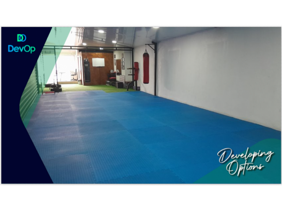 Comercial en Pejibaye
