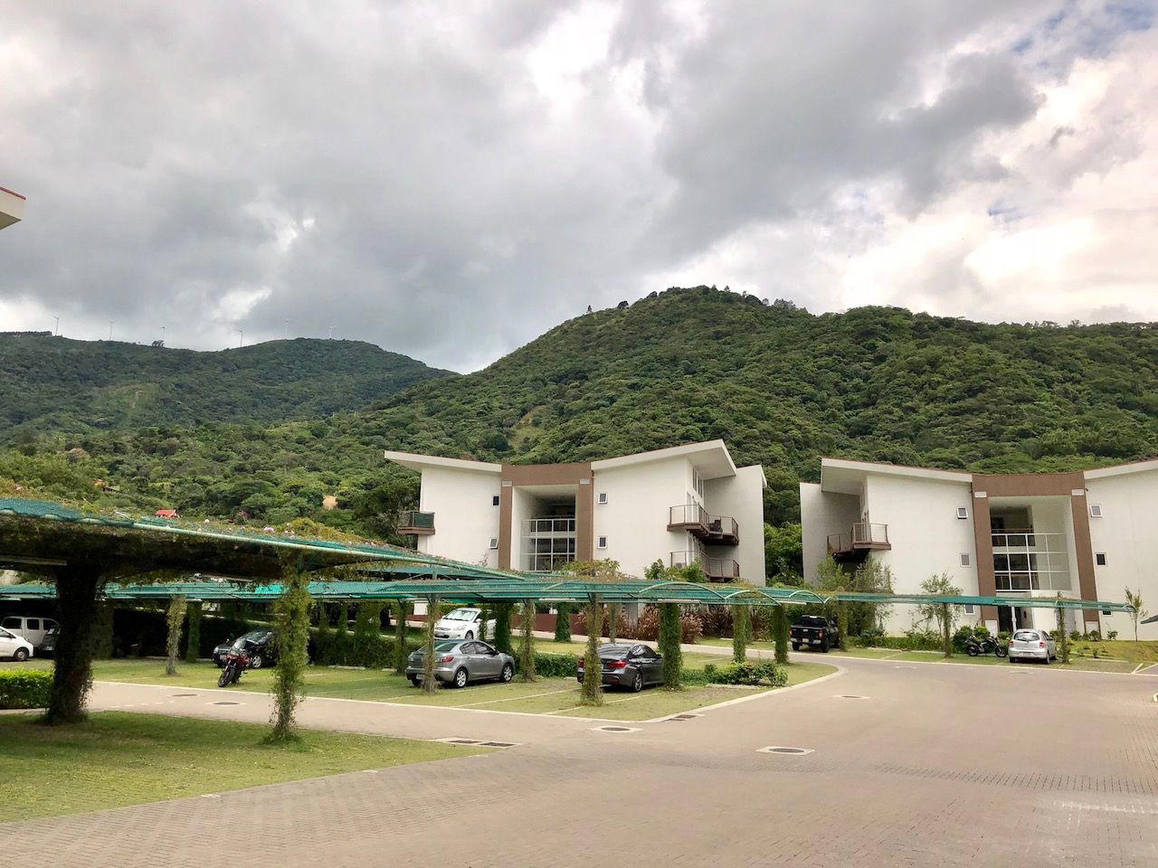 ALQUILER DE APARTAMENTO EN CONDOMINIO SAN NICOLAS DE BARI AMUEBLADO