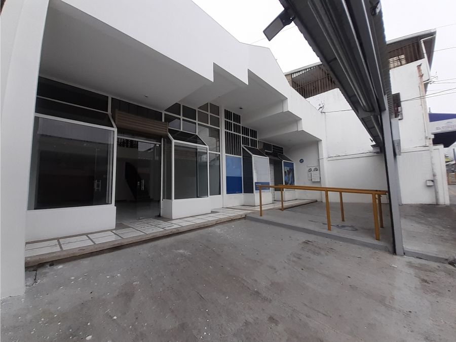 Commercial at Heredia