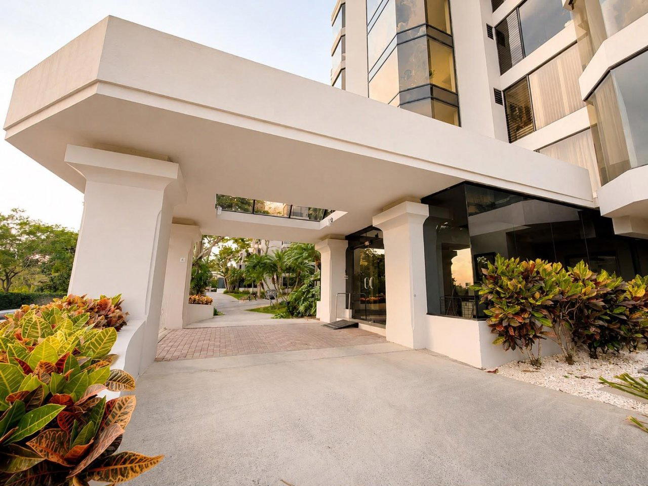 Propiedad en Condominio Altos y Torres de Mayorca