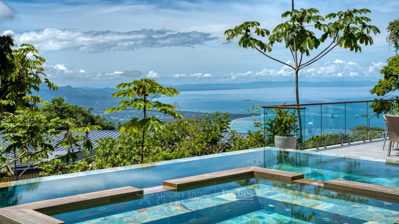 Property at Bahía Ballena