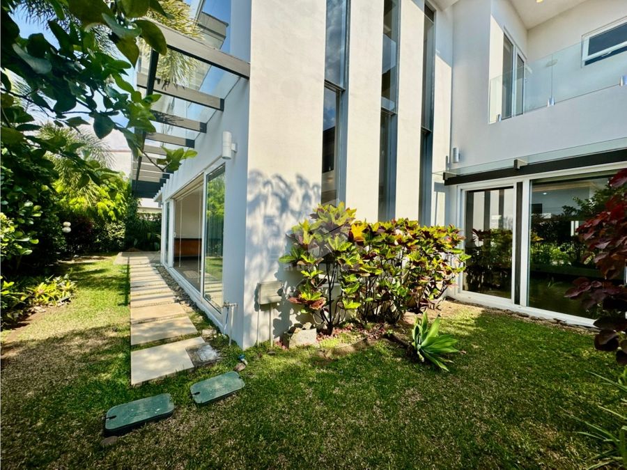 Casa en Santa Ana