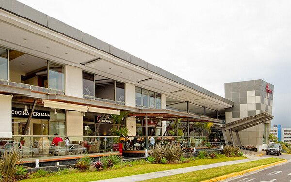 Comercial en San Pedro