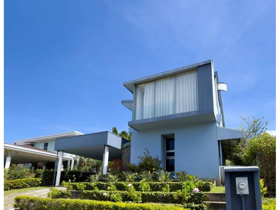 House at San Isidro