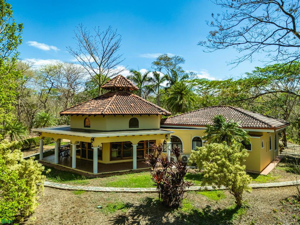 House at Santa Cruz