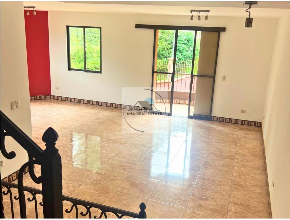 Casa en Residencial Los Arcos