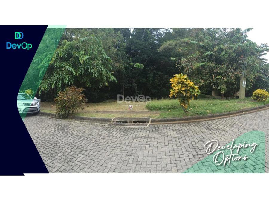 Terreno en Condominio Bosque del Sol
