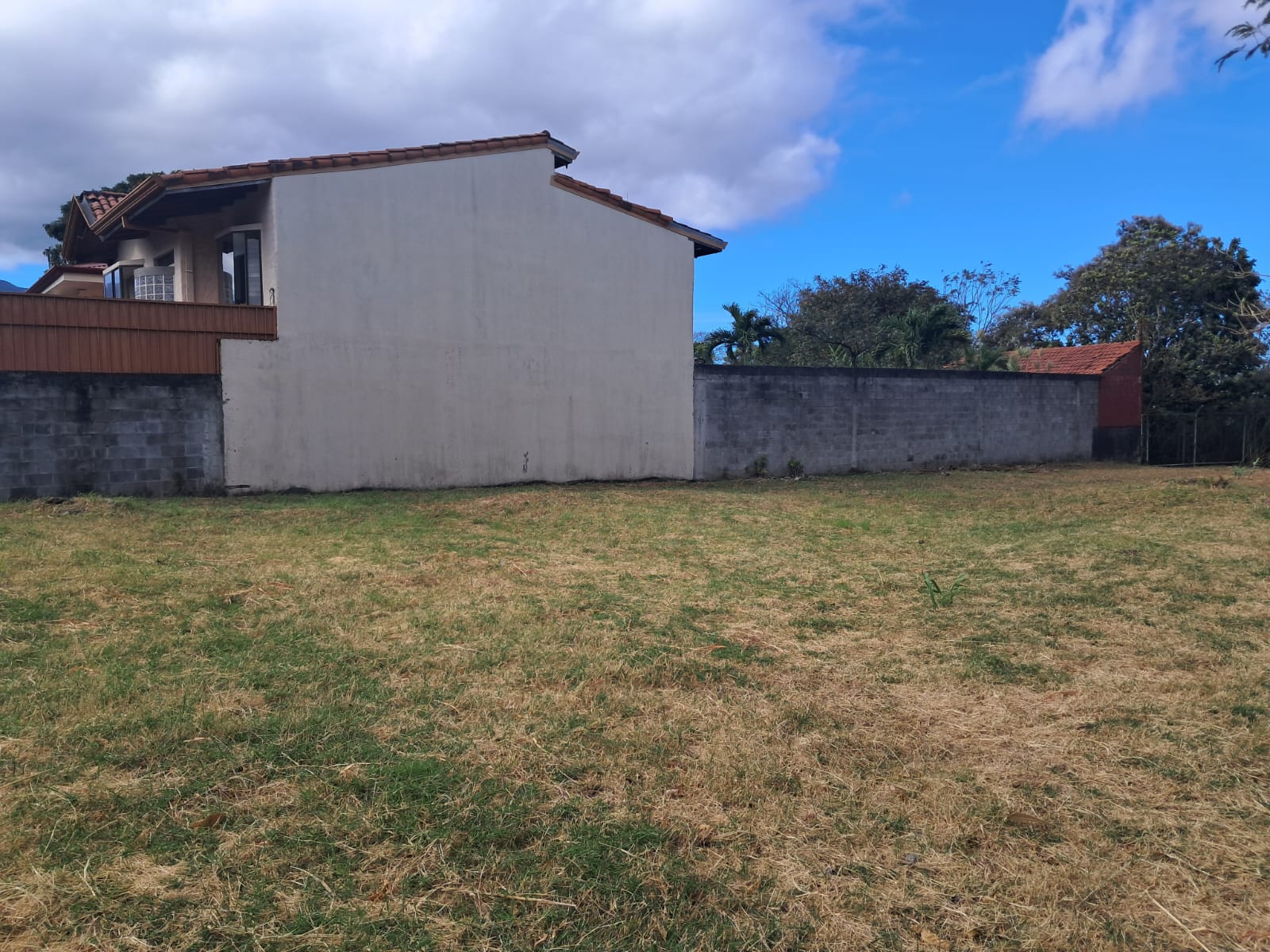 Land at Pozos