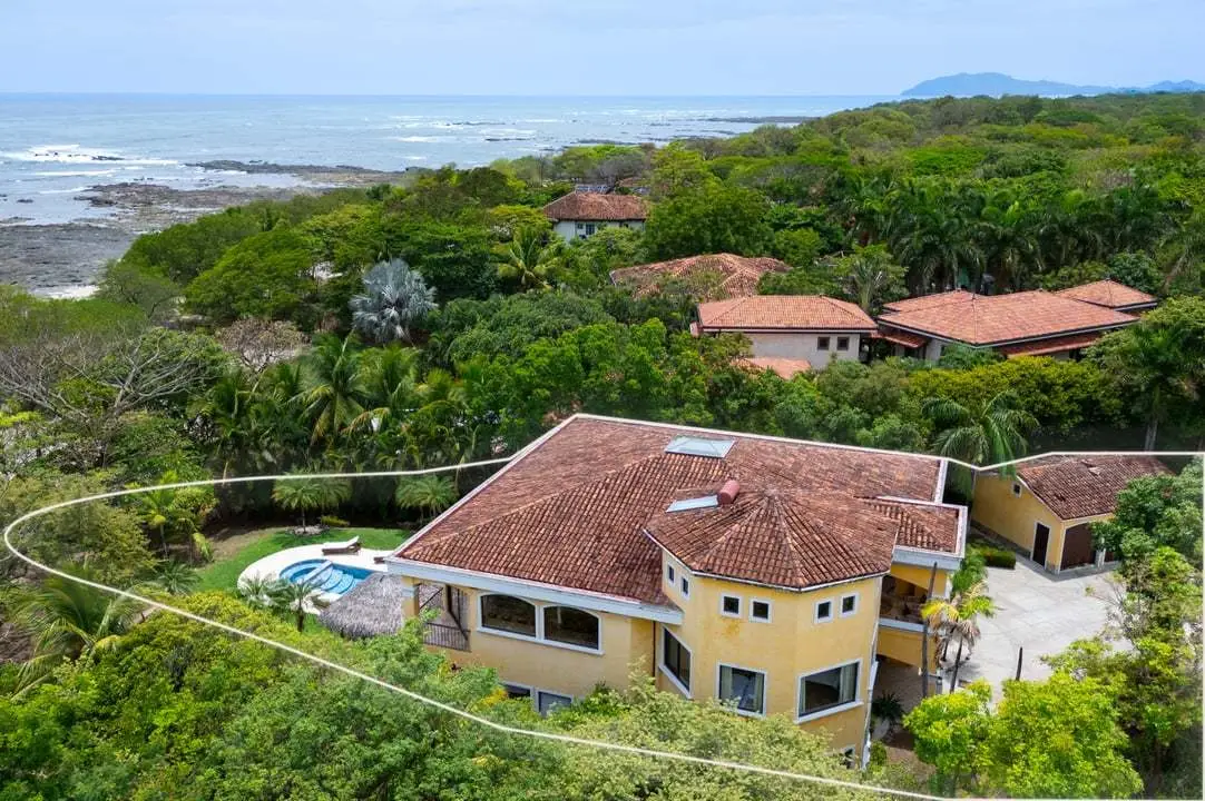 House at Tamarindo