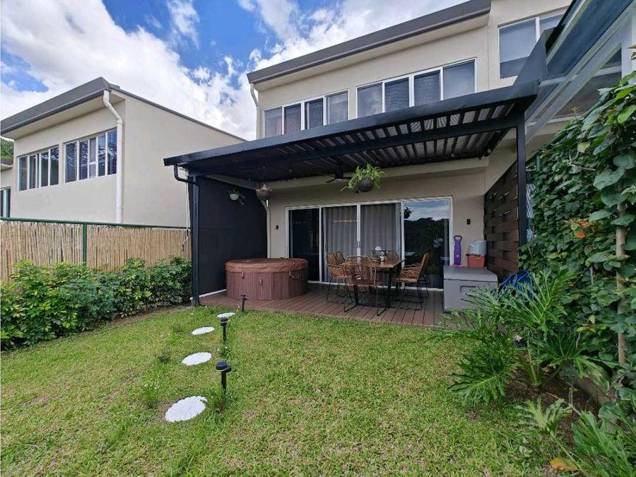 House at Condominio Caoba