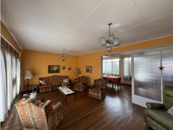 Venta de casa en Los Yoses