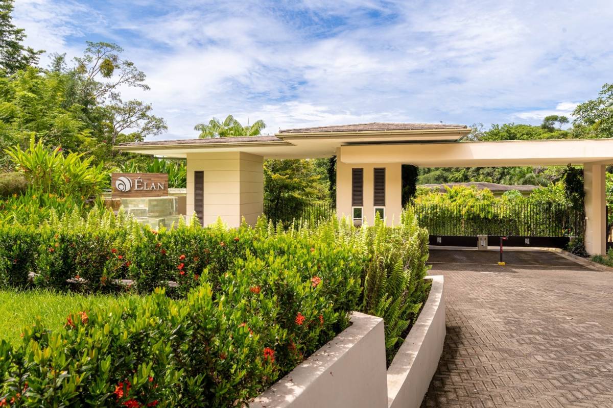 Casa en Elan at Ballena Beach