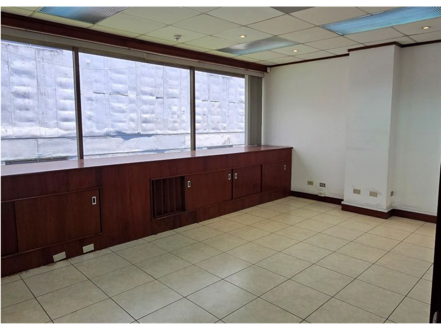 Oficina en Mata Redonda