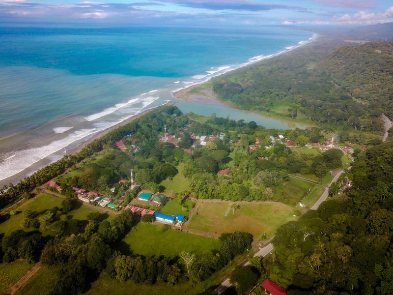 Land at Bahía Ballena
