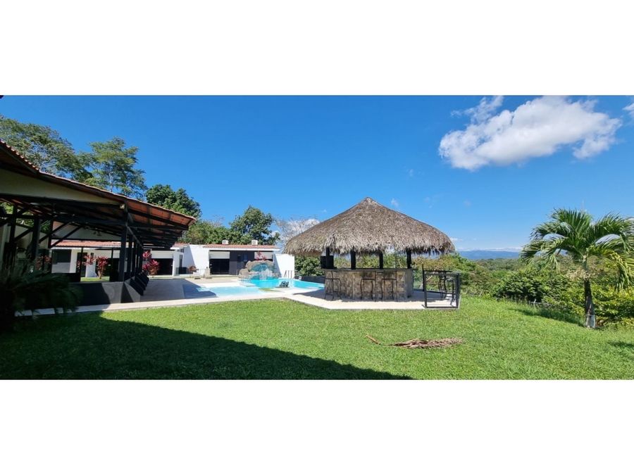 Finca en Orotina