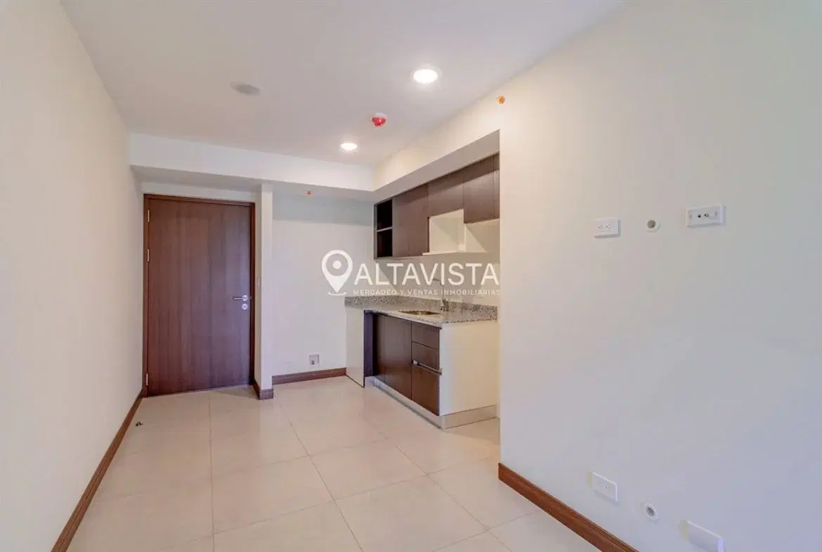 Apartamento en Torres de Heredia