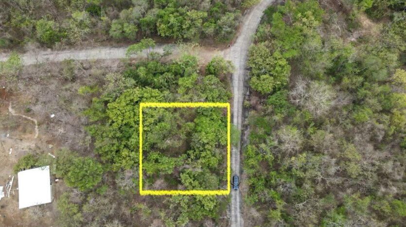 Land at Veintisiete de Abril