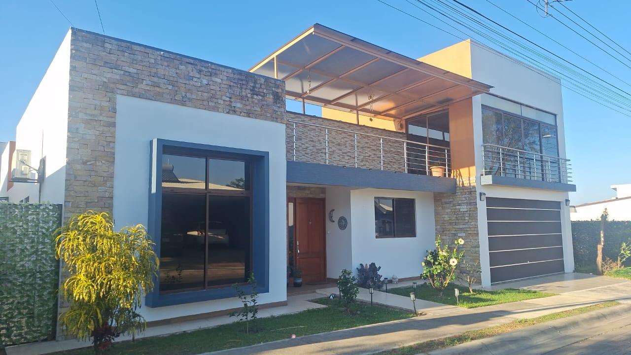 Casa en Condominio Montezuma
