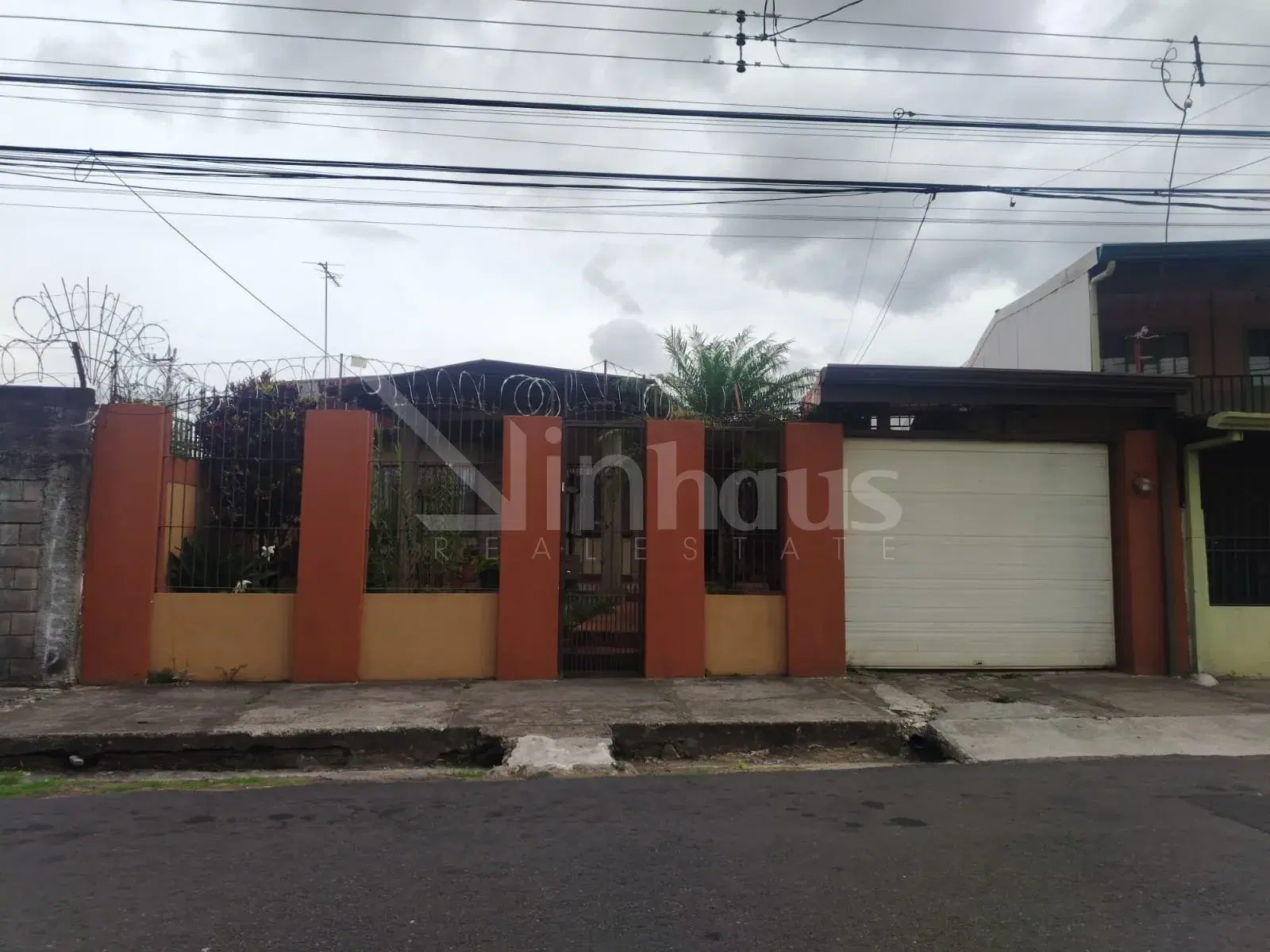 Property at Desamparados
