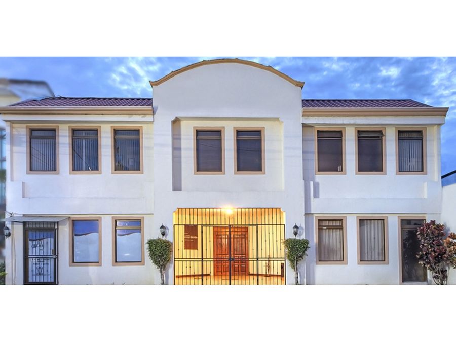 Comercial en Escazú