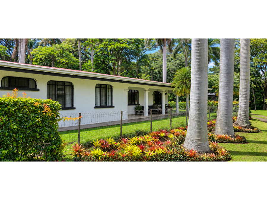 Casa en Residencial Manantiales de Belén