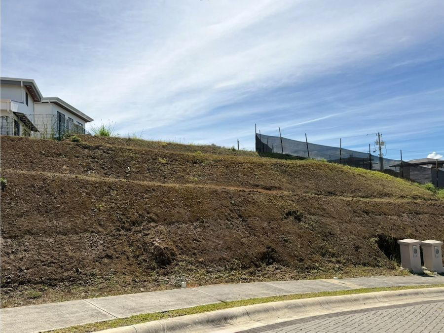Terreno en Hacienda Peraz