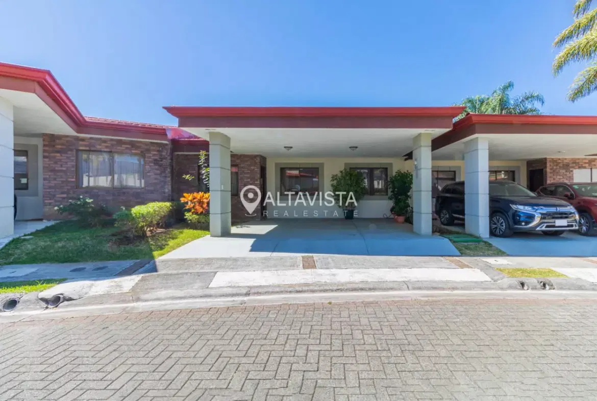 Casa en Heredia