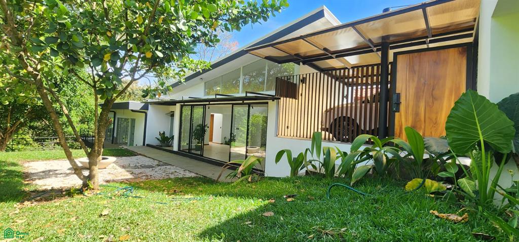 House at Plantation Estates