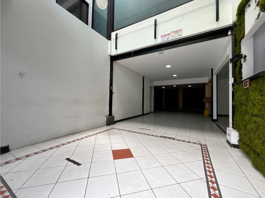 Comercial en Carmen