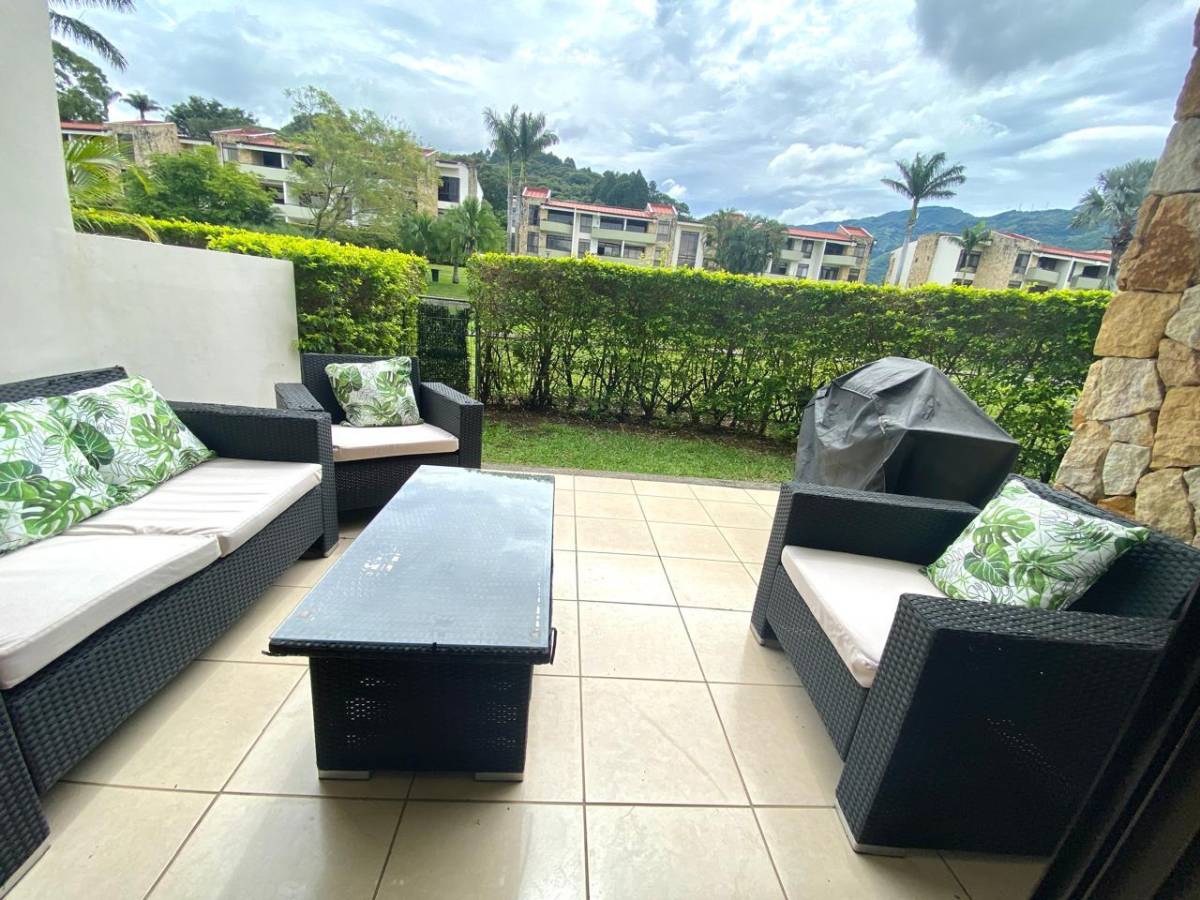 Propiedad en Avalon Country Club