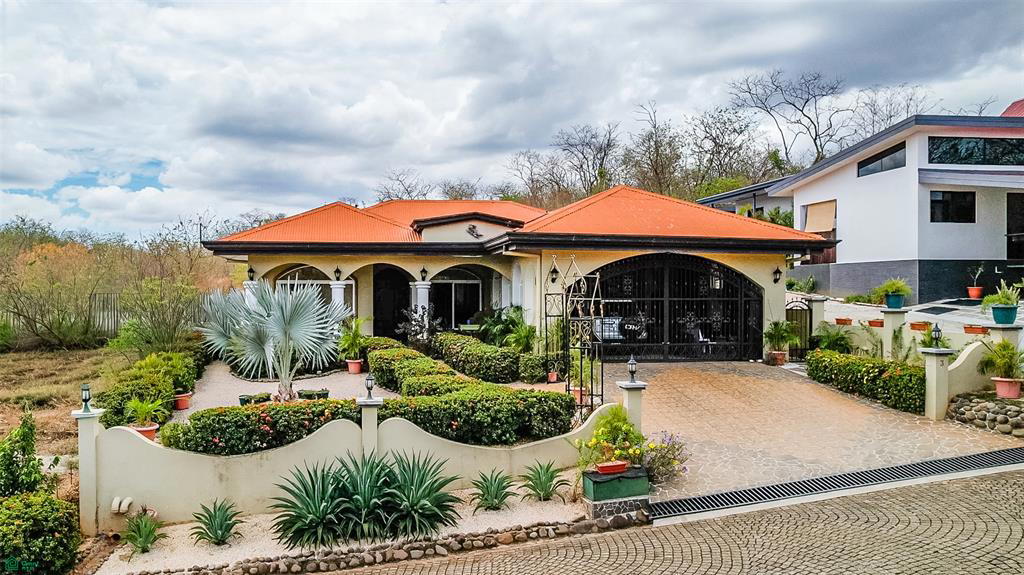 House at Carrillo